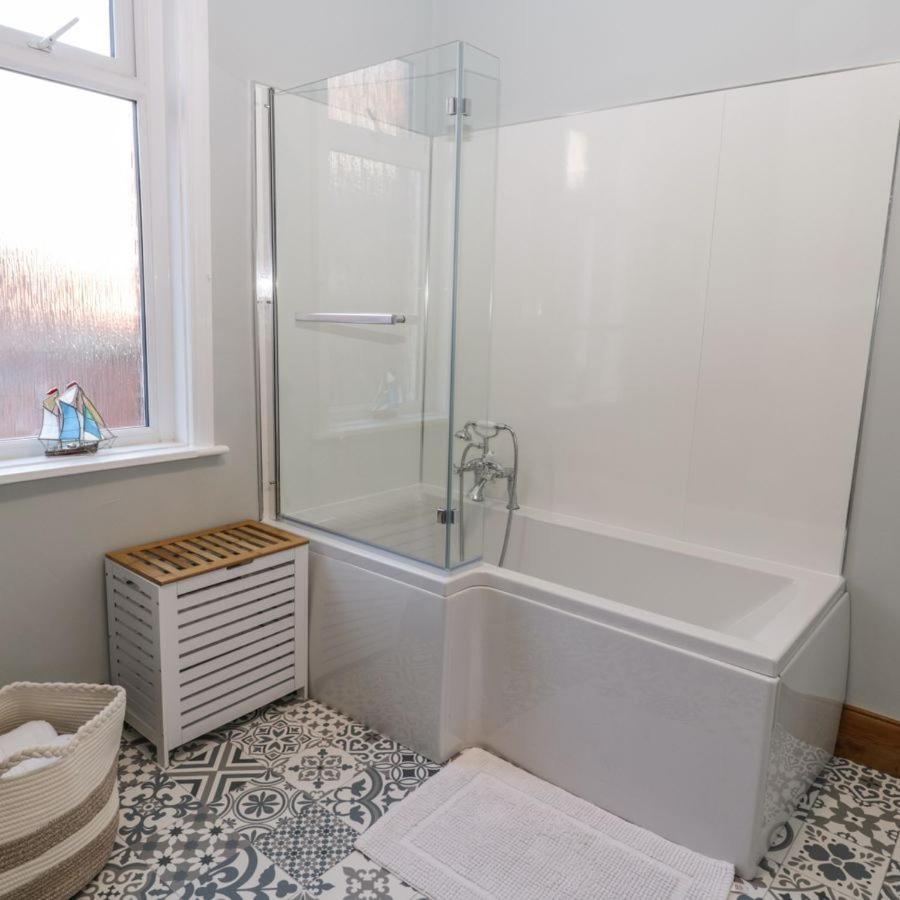 Falconhurst Apartment